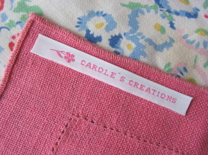 Iron On Woven Labels | Embroidered Fabric Labels | www.itsminelabels.com