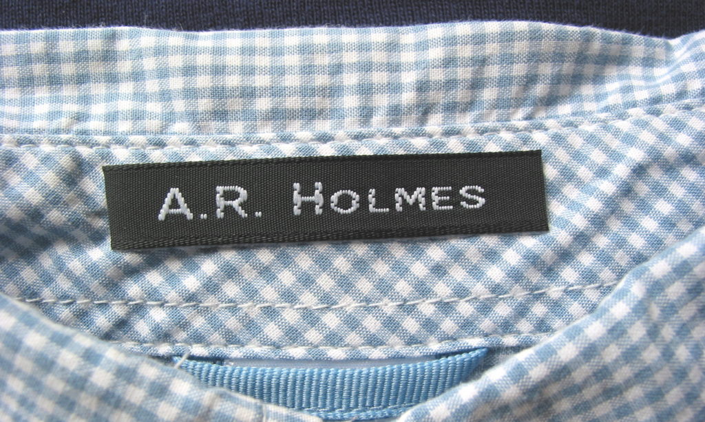 Iron On Woven Labels | Embroidered Fabric Labels | www.itsminelabels.com